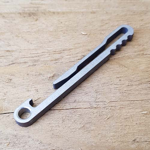 CountyComm Key Amigo Titanium Key Clip