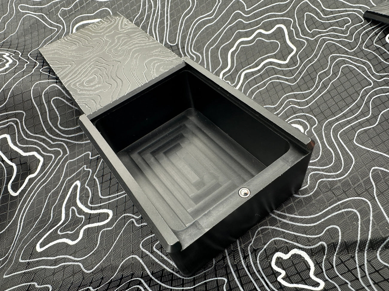 CountyComm Big Kahuna Delrin Pocket Box