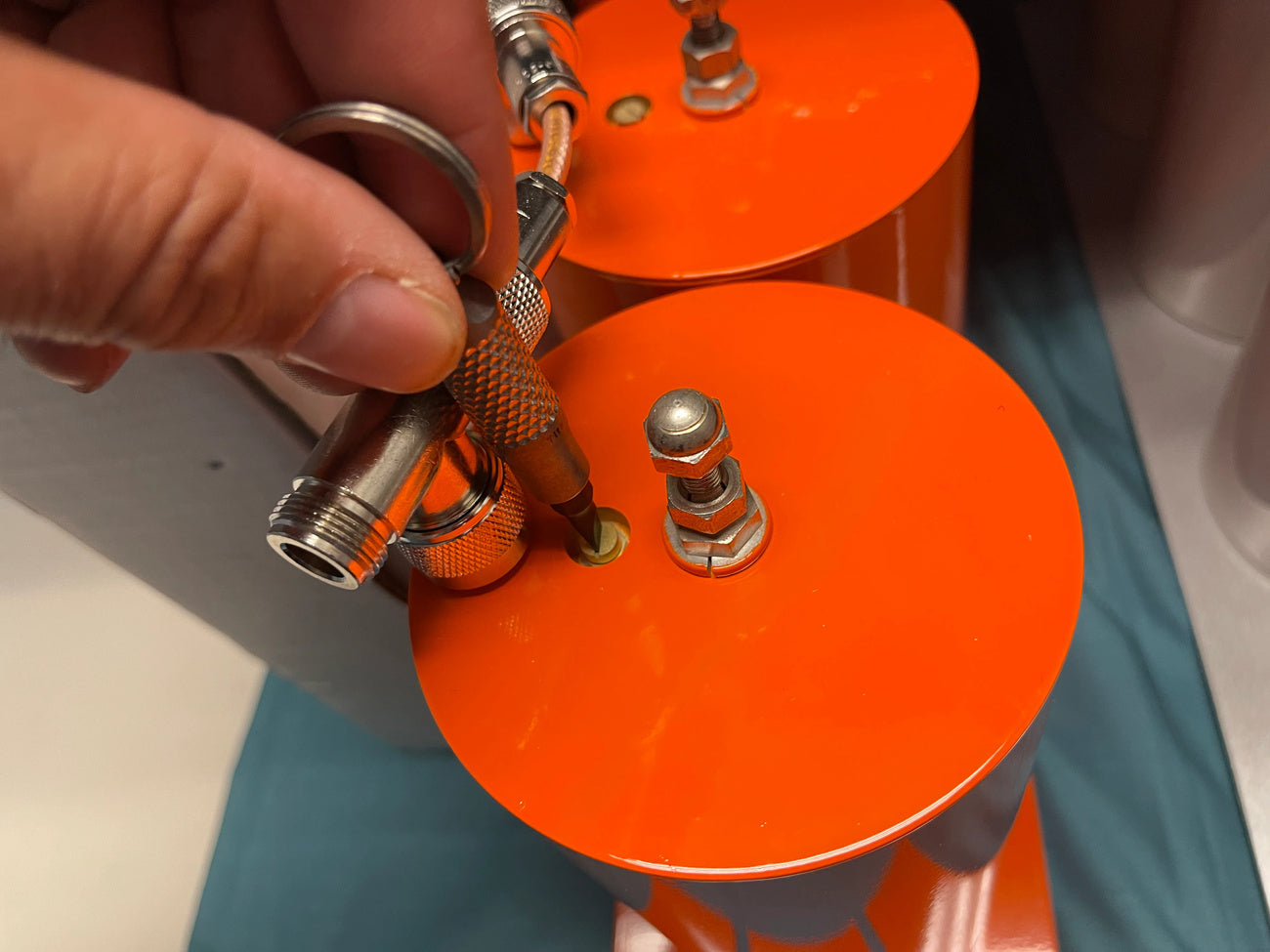 CountyComm Nub Titanium Screwdriver