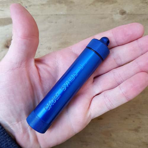 CountyComm Anodized Match / Compass Capsule XL (Blue)   