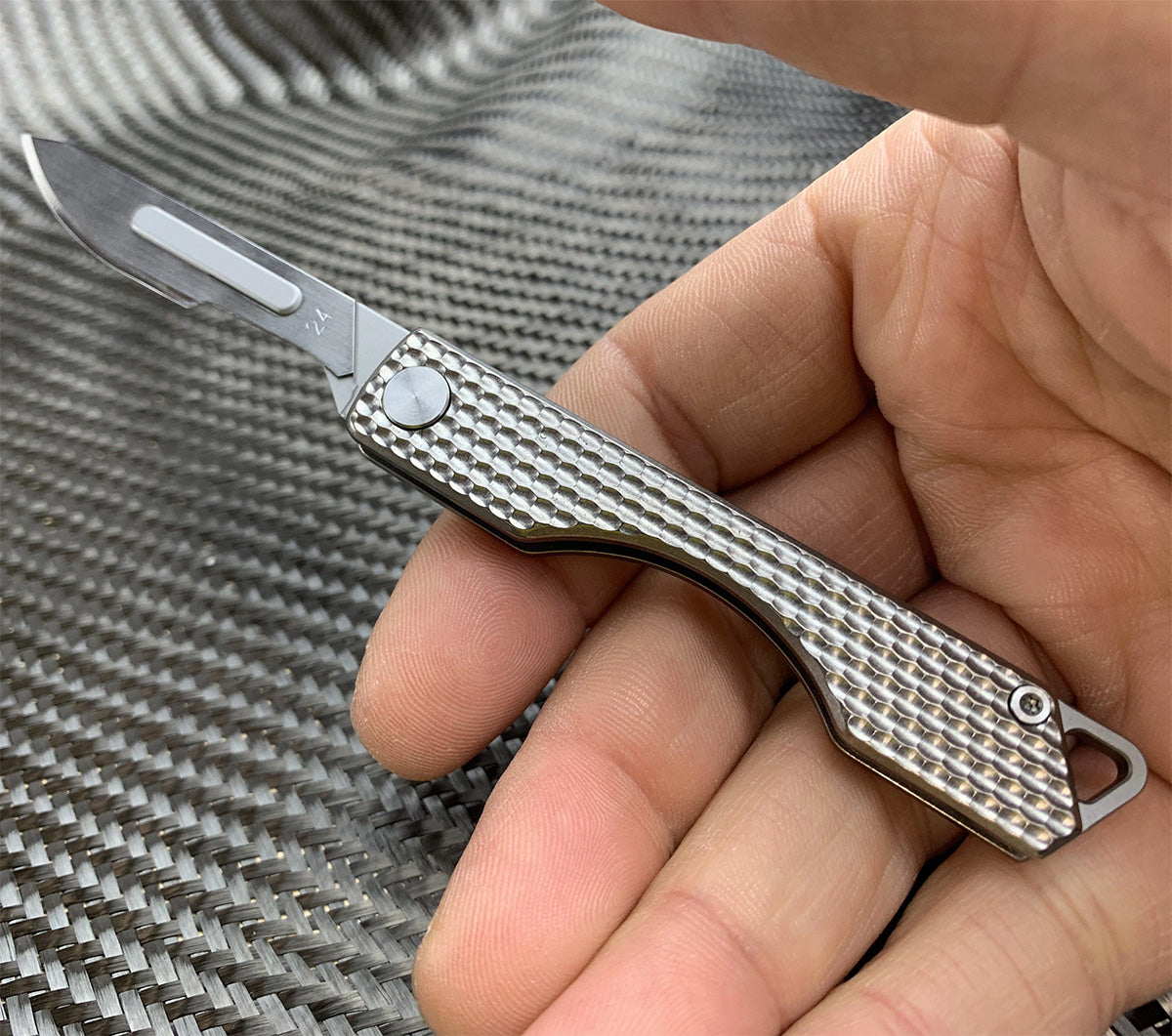 CountyComm Folding Titanium Craft Scalpel   