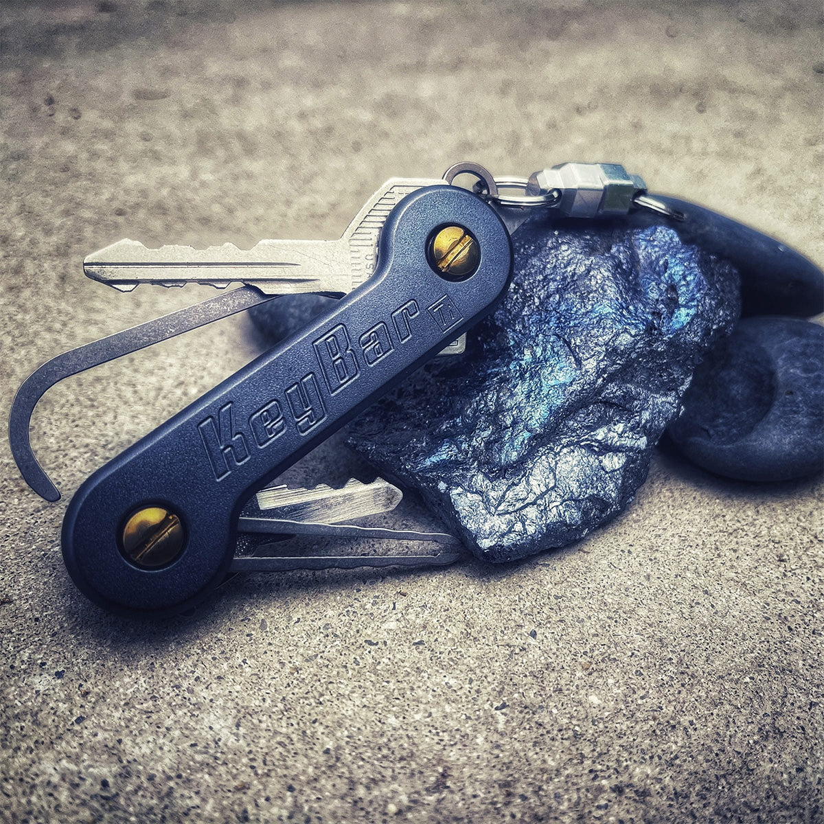 KeyBar Midnight Titanium